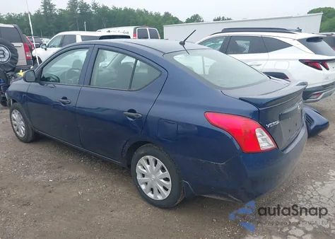 2013 Nissan Versa 1.6 S+ z USA, uszkodzony, nr VIN 3N1CN7AP6DL881530